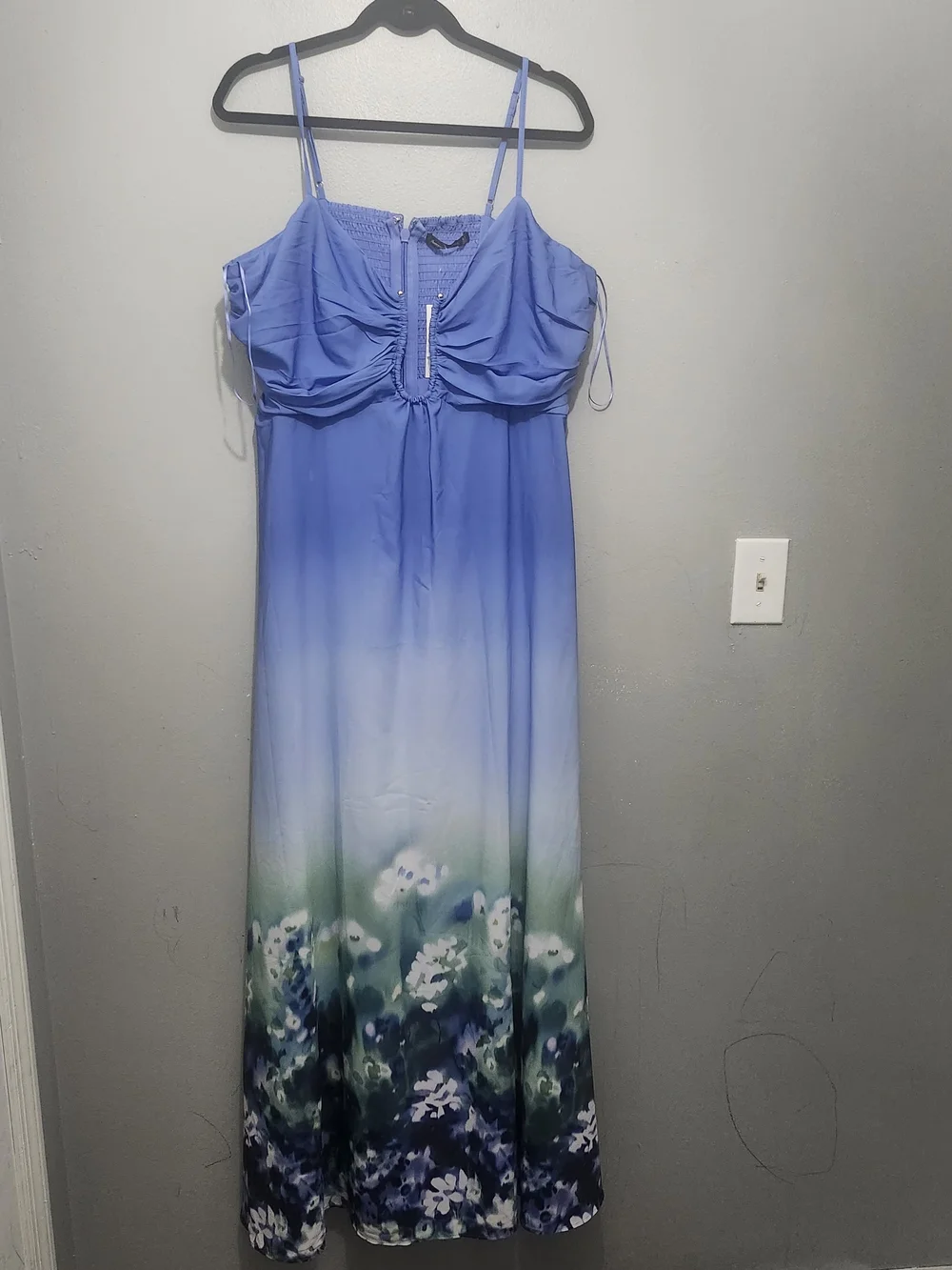 Abercrombie & Fitch Blue to Teal Ombre Floral Maxi Dress Size XL Tall Flaw